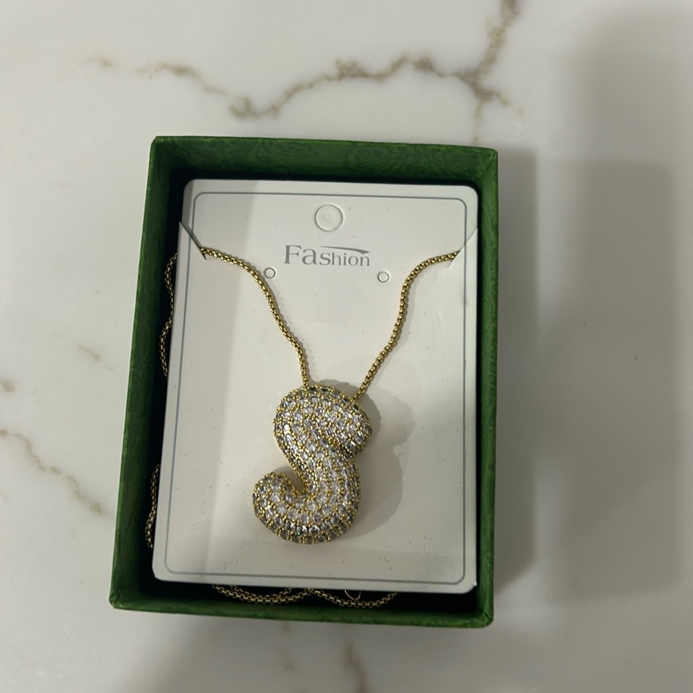 Fashion S necklace